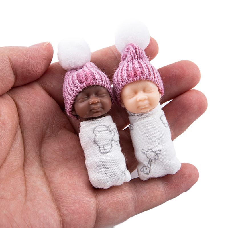Baby Clothing On Sale - PVC製の模擬ベビーおもちゃ、新生児用アクセサリー、ハンドルおもちゃ、フィンガードール、本物の服、ランダム