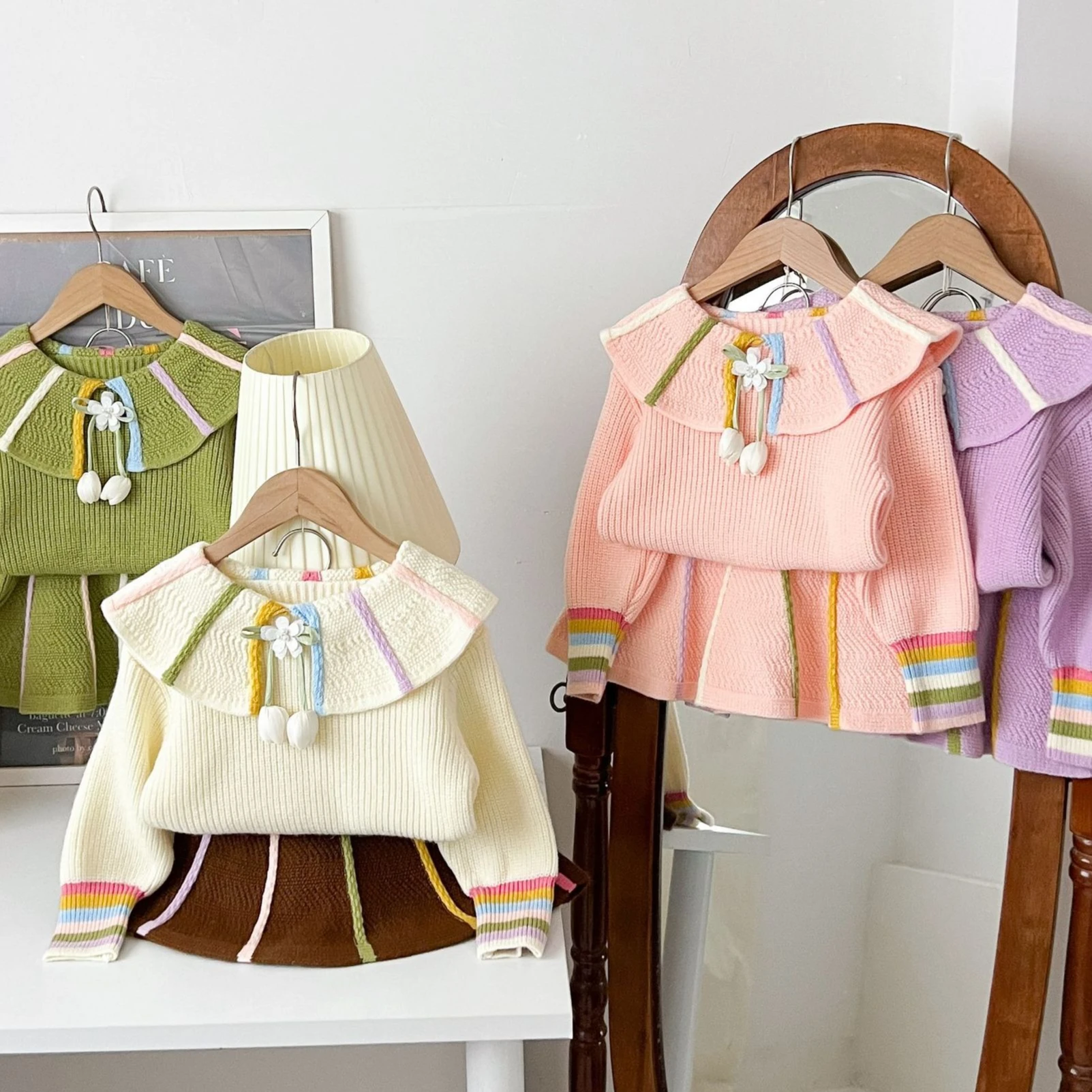 Baby Clothing Jumpers - 女の子スーツ2026春と秋の新作子供服女の子ベビーヘアボールフラワーレインボーストライプジャンパープリーツスカートツーピースセット