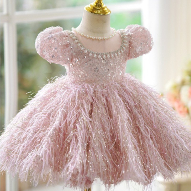 女の赤ちゃんのためのスパンコールフェザードレス,ふくらんでい - Baby Clothing On Sale のレビューと価格