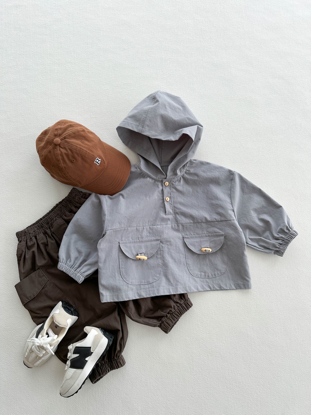 秋の新製品男の子と女の子の新鮮でゆったりとしたマウンテンフー - Baby Clothing Jumpers のレビューと価格
