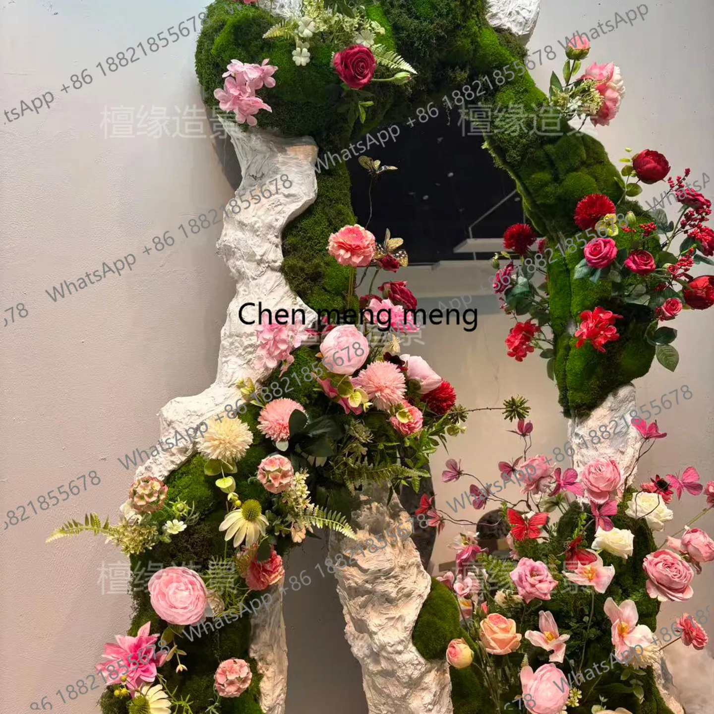 b567 衣料品店の窓の景観装飾鏡が緑の植物の壁を飾り、コー - Baby Shop Clothing のレビューと価格