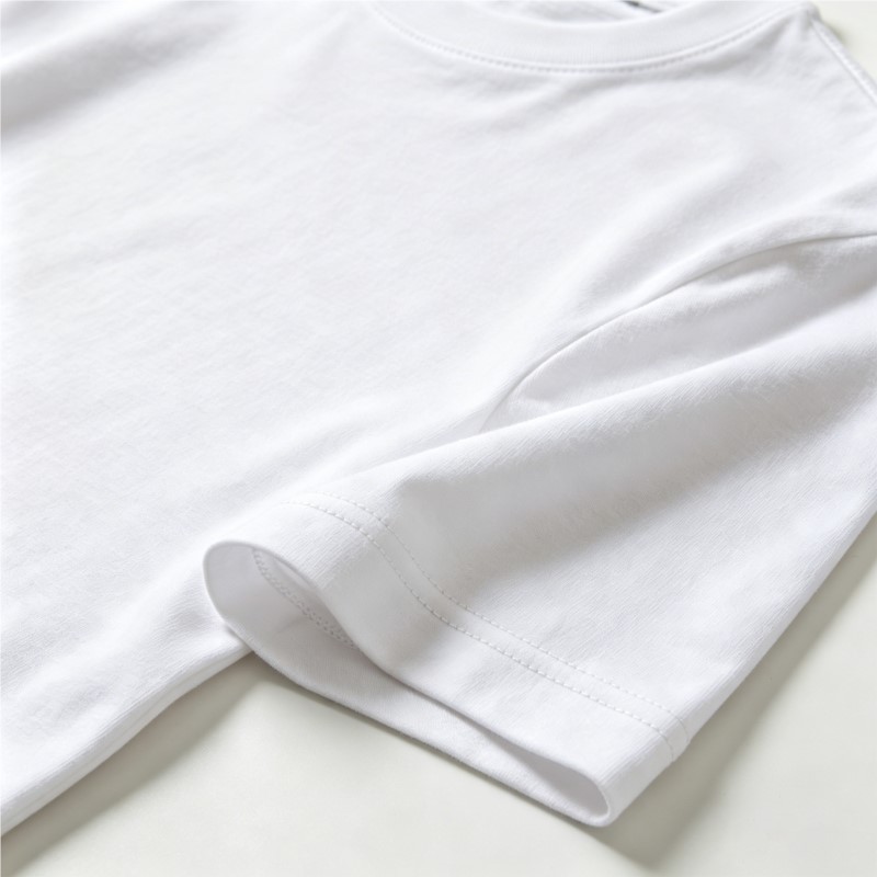 グラフィックTシャツ トラッシー Y2K 2000年代トップ - Baby Y2K Clothing のレビューと価格
