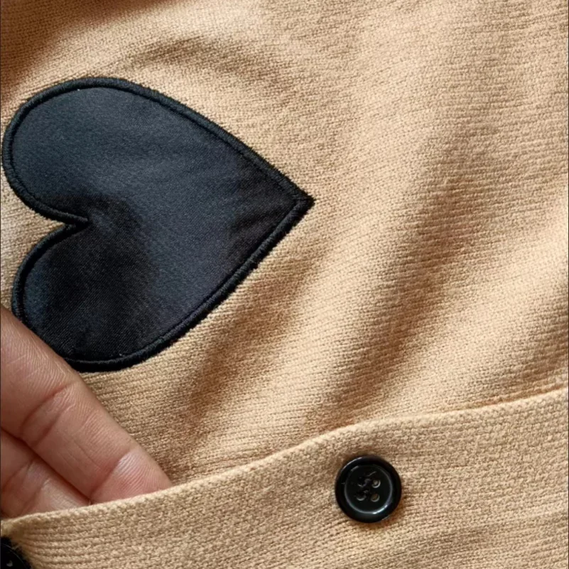 2023 春秋女の子ジャンパー愛カーキ幼児男の子トップスセー - Baby Clothing Jumpers のレビューと価格